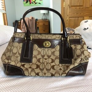 Coach Hamptons Signature Satchel